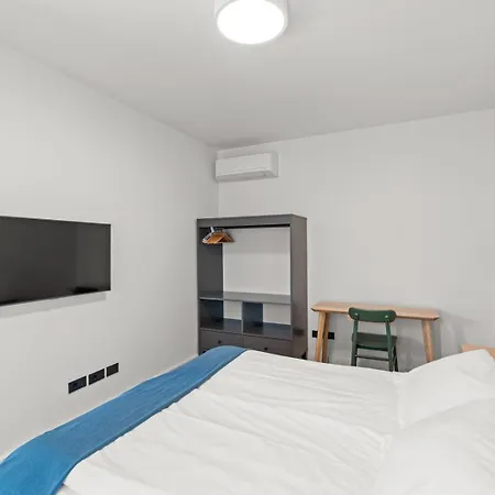 Krostula With Private Pool And Bbq Lašći