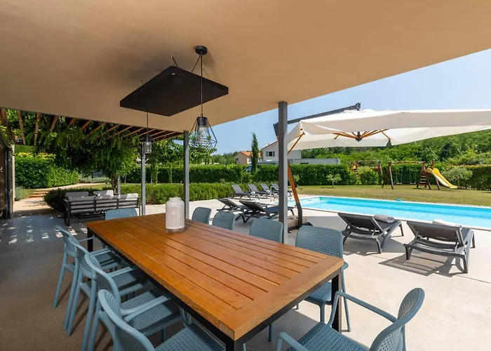 Krostula With Private Pool And Bbq * Lasci