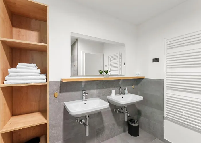 Vila Krostula With Private Pool And Bbq