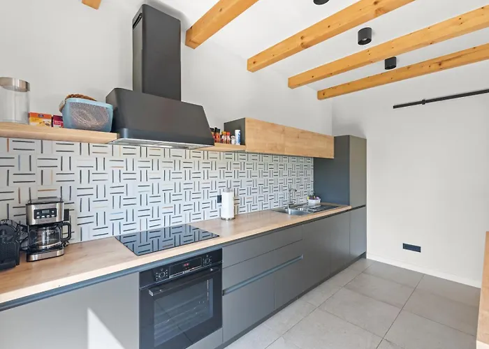 Krostula With Private Pool And Bbq Vila