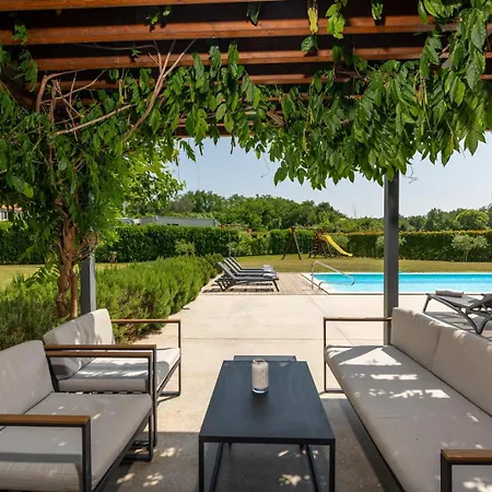 Krostula With Private Pool And Bbq Villa *