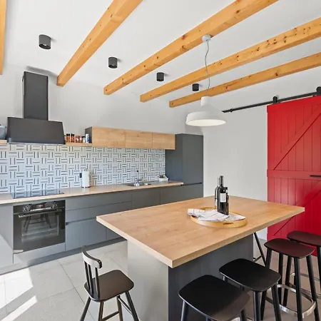 Krostula With Private Pool And Bbq