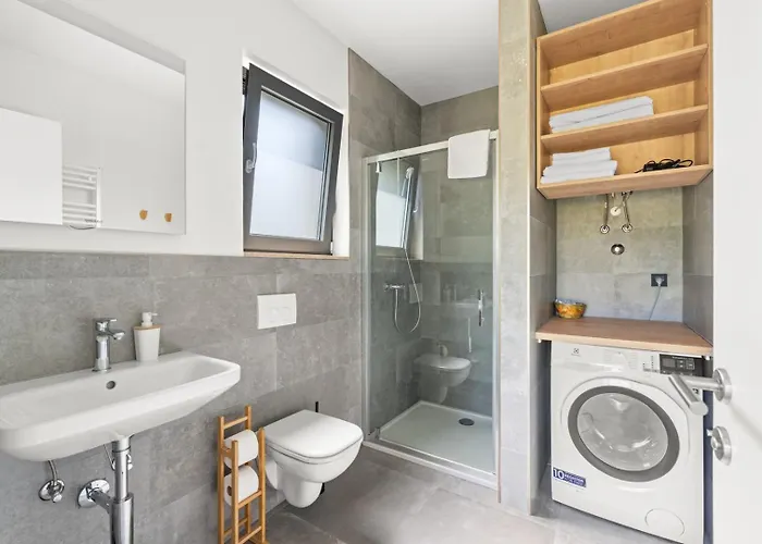 Krostula With Private Pool And Bbq Villa Lasci